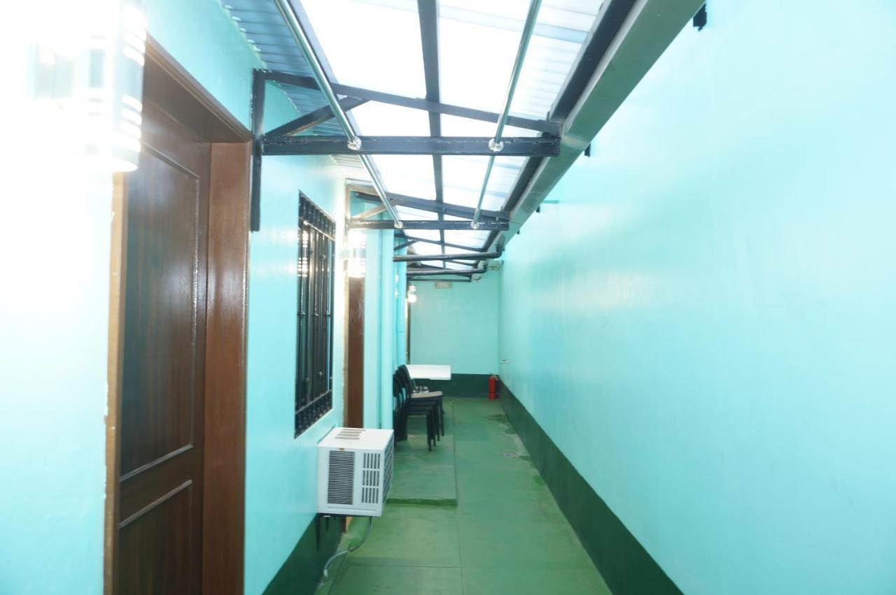 מנילה Mint Homes In Cev Mansion מראה חיצוני תמונה